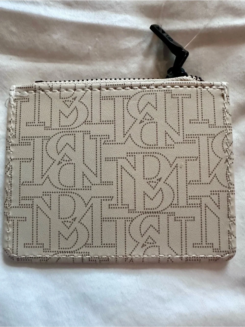 Badgley Mischka NWT Beige Monogram Vegan Leather Mini Credit Card Holder Wallet